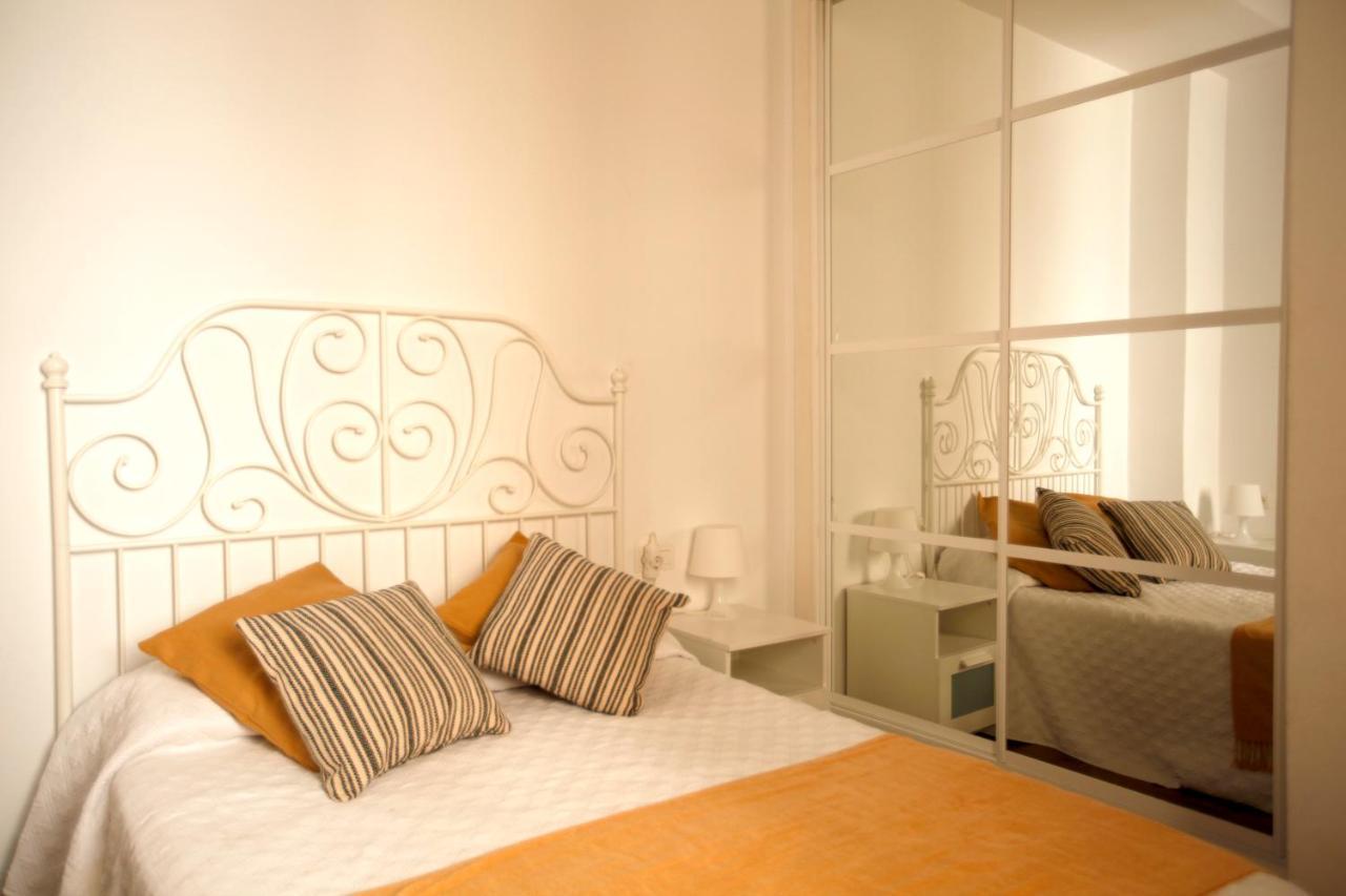 Rustic & Nice Apartment In Malaga Center Extérieur photo