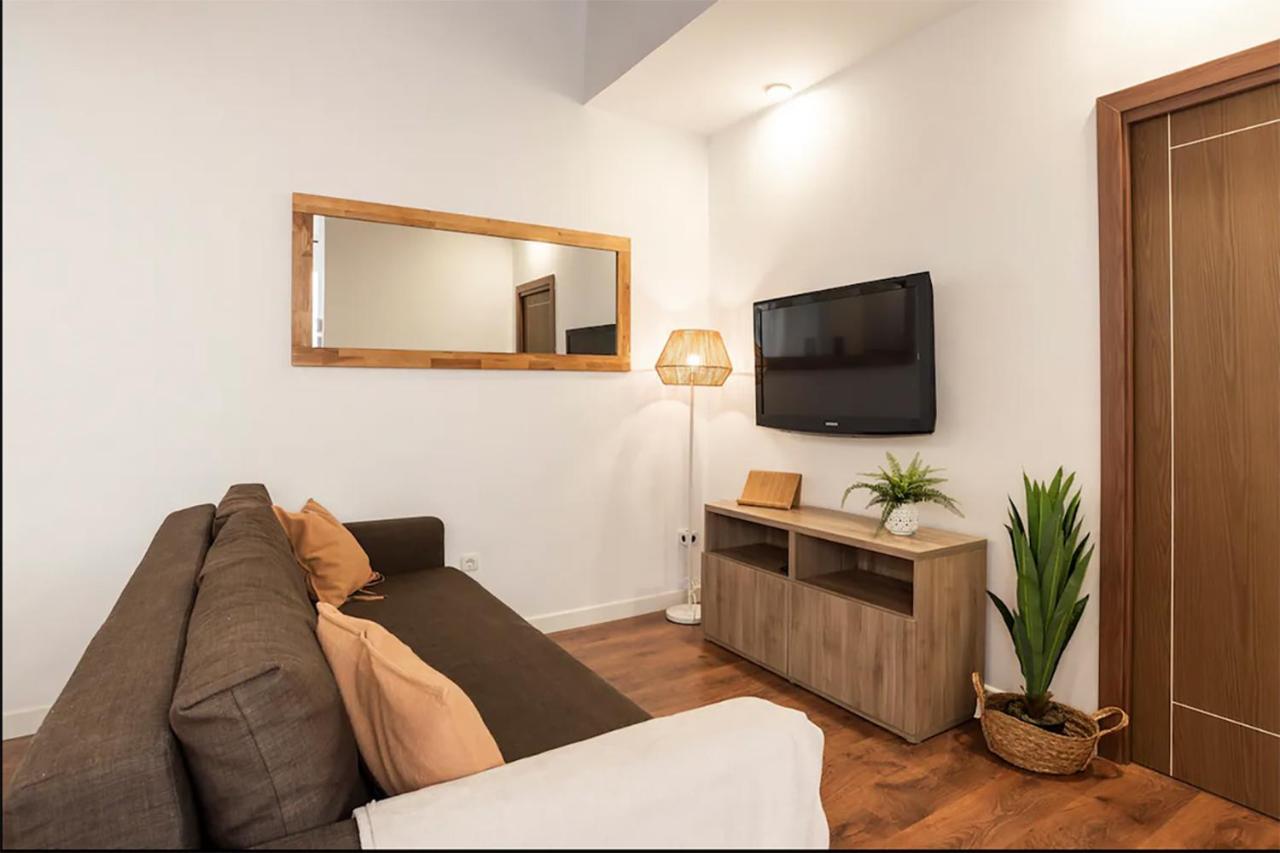 Rustic & Nice Apartment In Malaga Center Extérieur photo