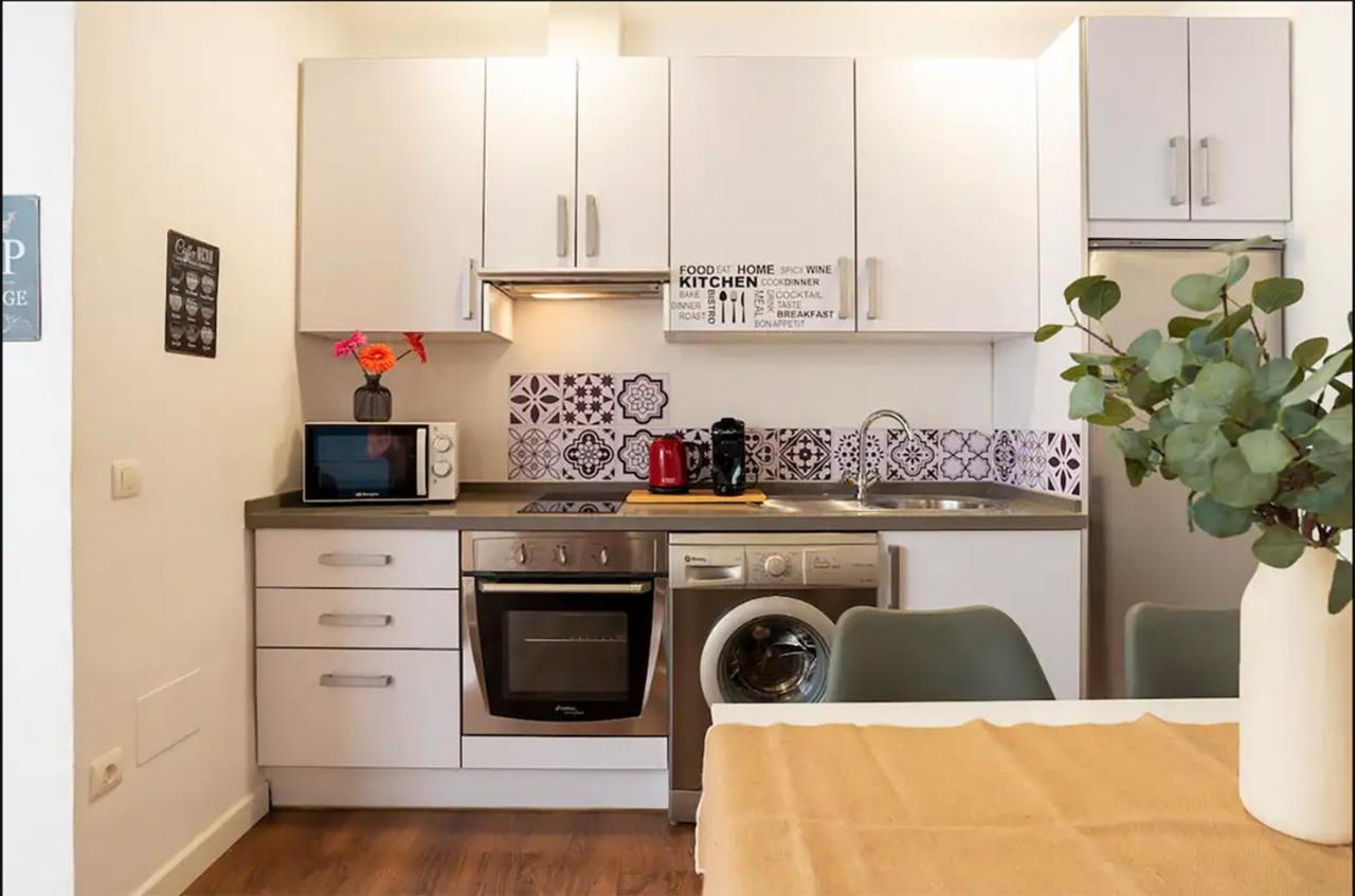 Rustic & Nice Apartment In Malaga Center Extérieur photo