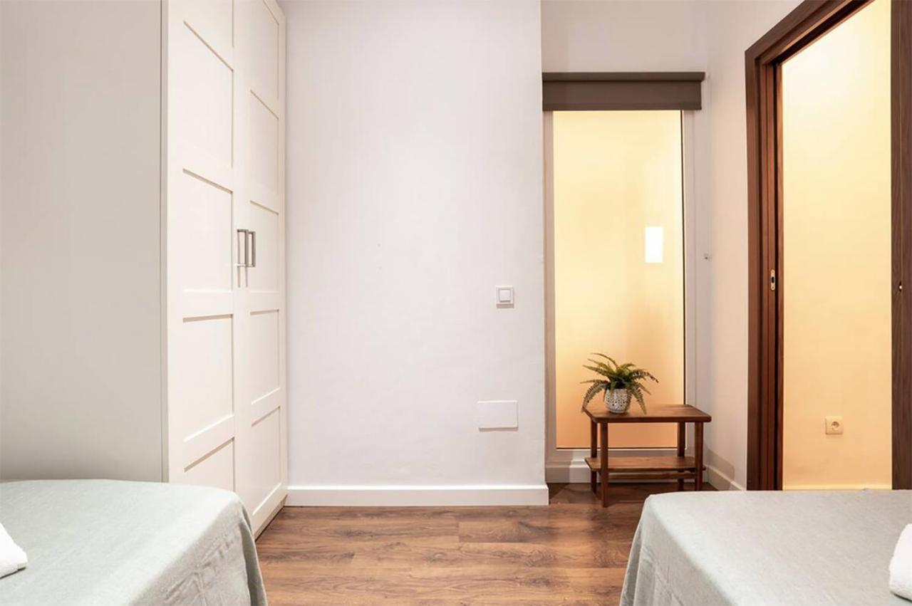Rustic & Nice Apartment In Malaga Center Extérieur photo